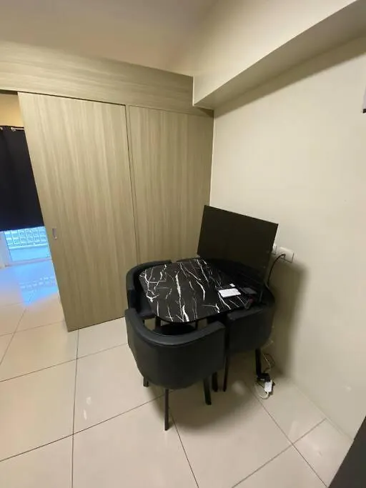 Breeze Residences 26Th Floor Манила 0*,  Филиппины